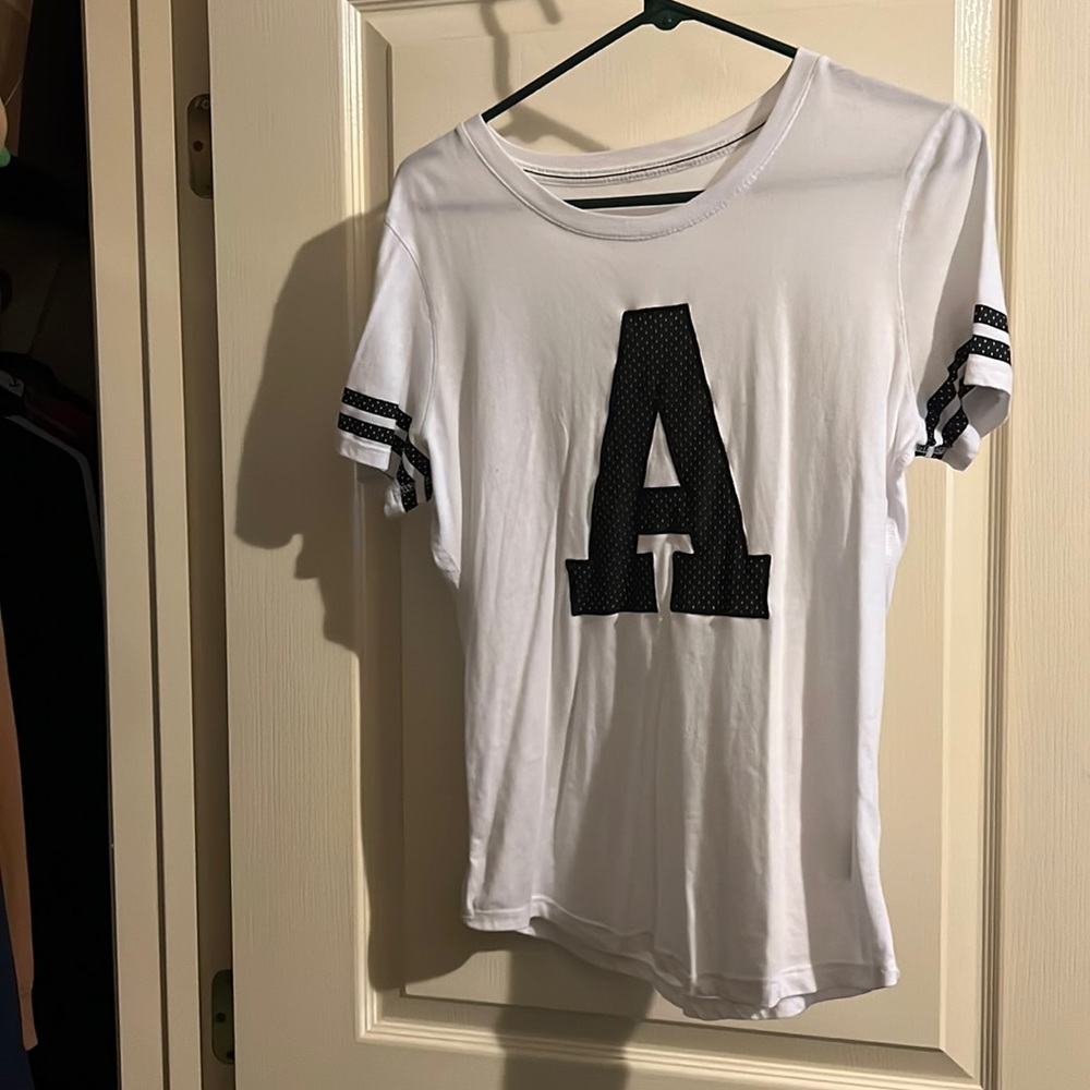Aeropostal T-Shirt